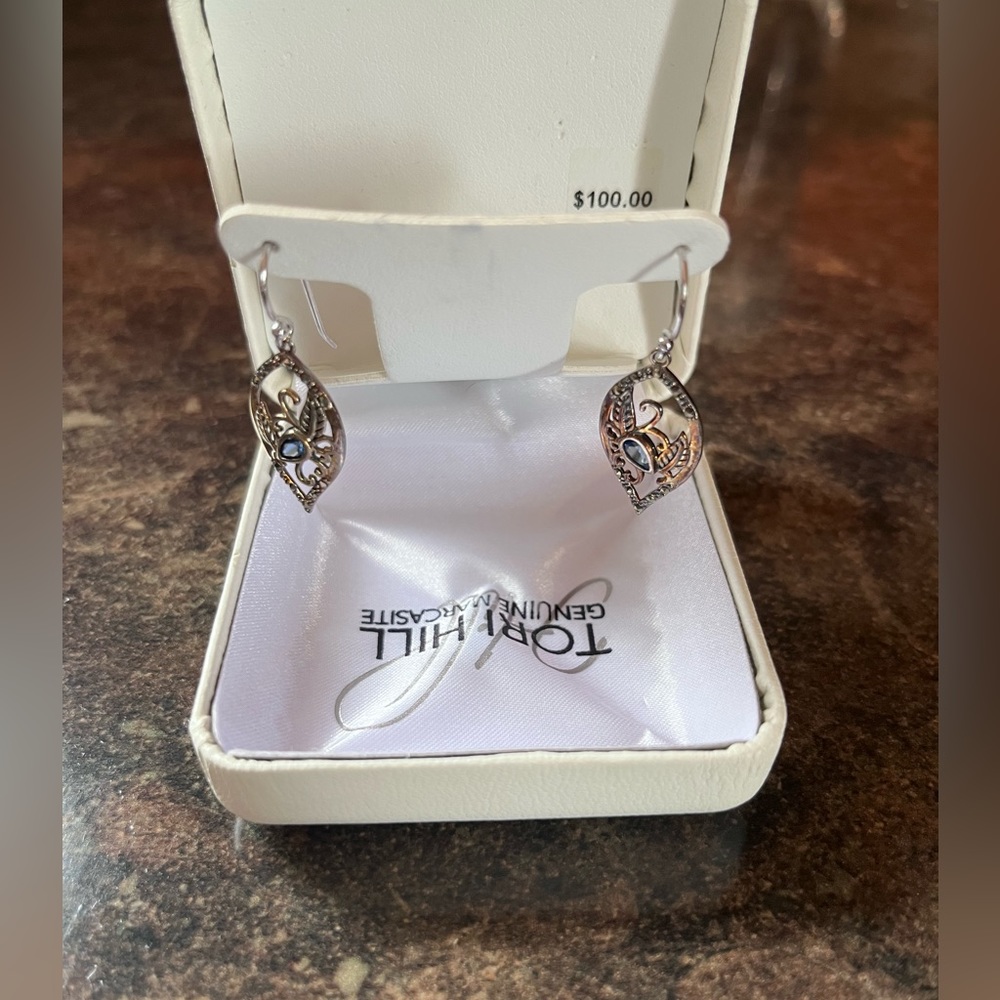 Ear rings tori hill brand
